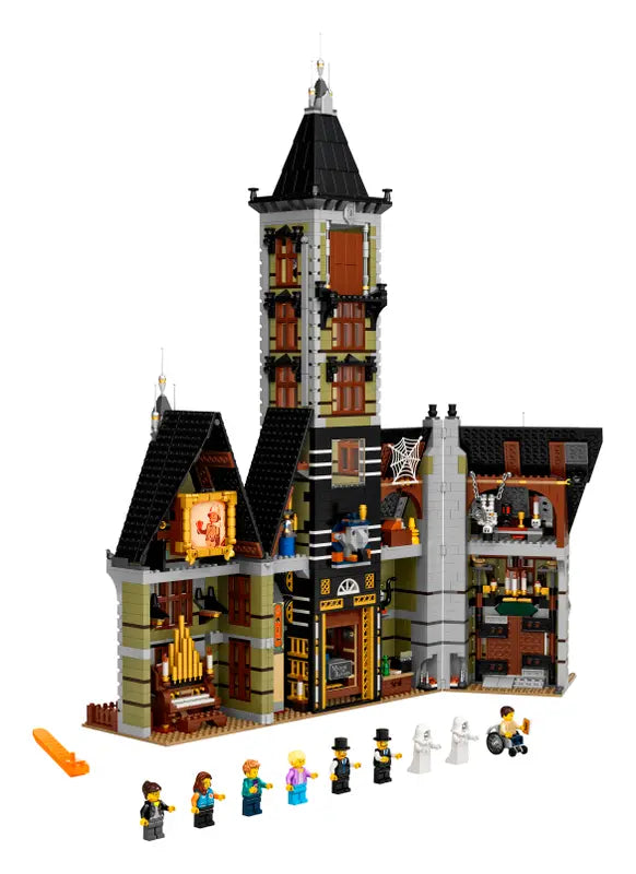 LEGO Haunted House